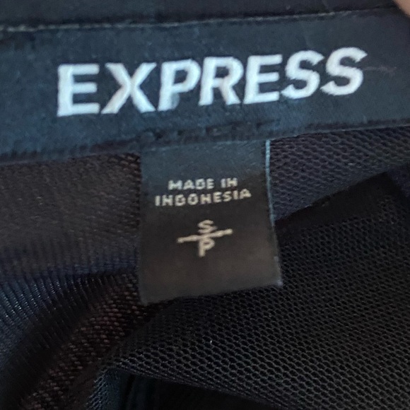 Express cropped sheer back mesh Black ladies top small scoop neck neutral - Picture 3 of 5